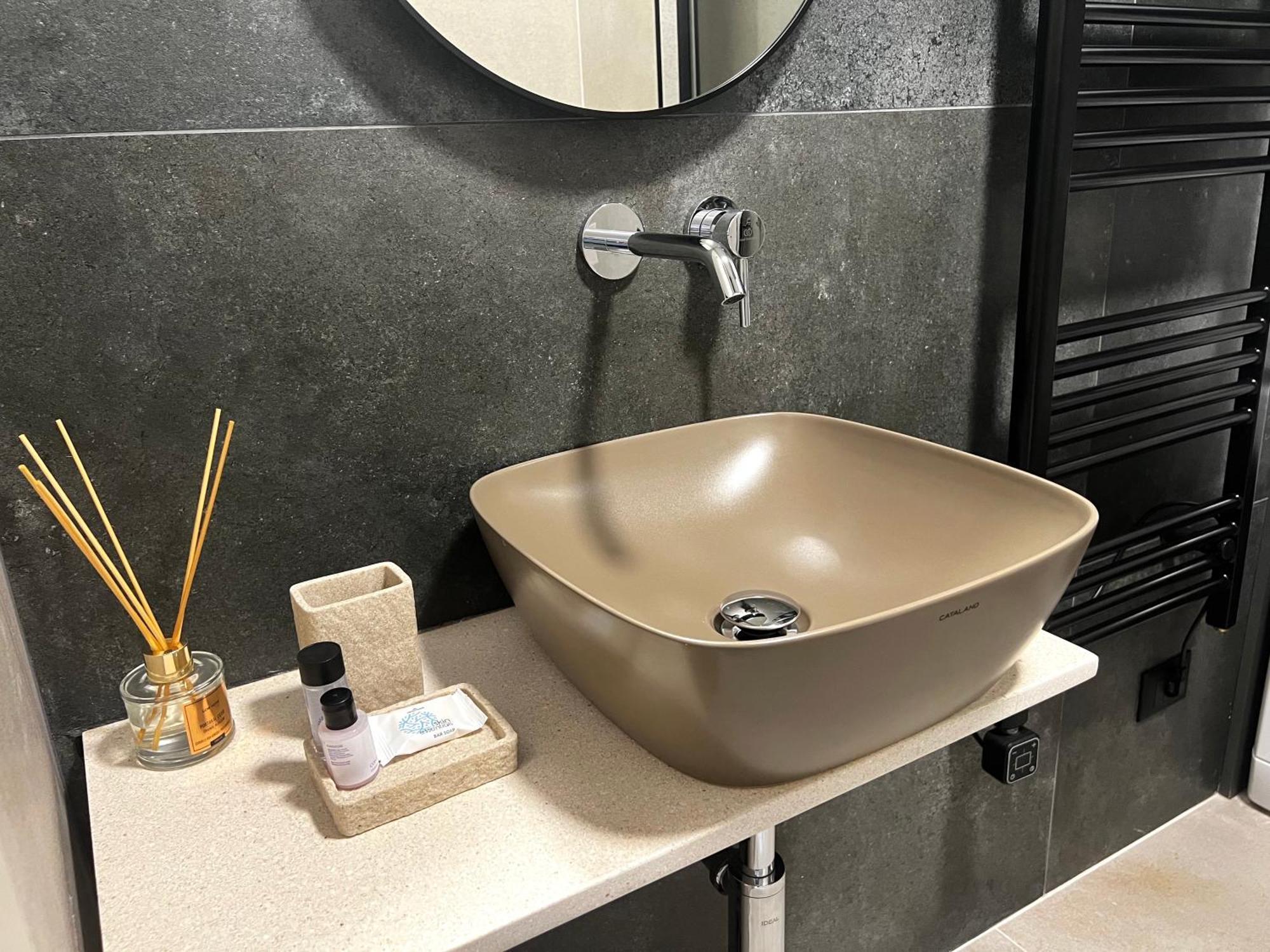 Golden Beach Suites Sarandë 외부 사진